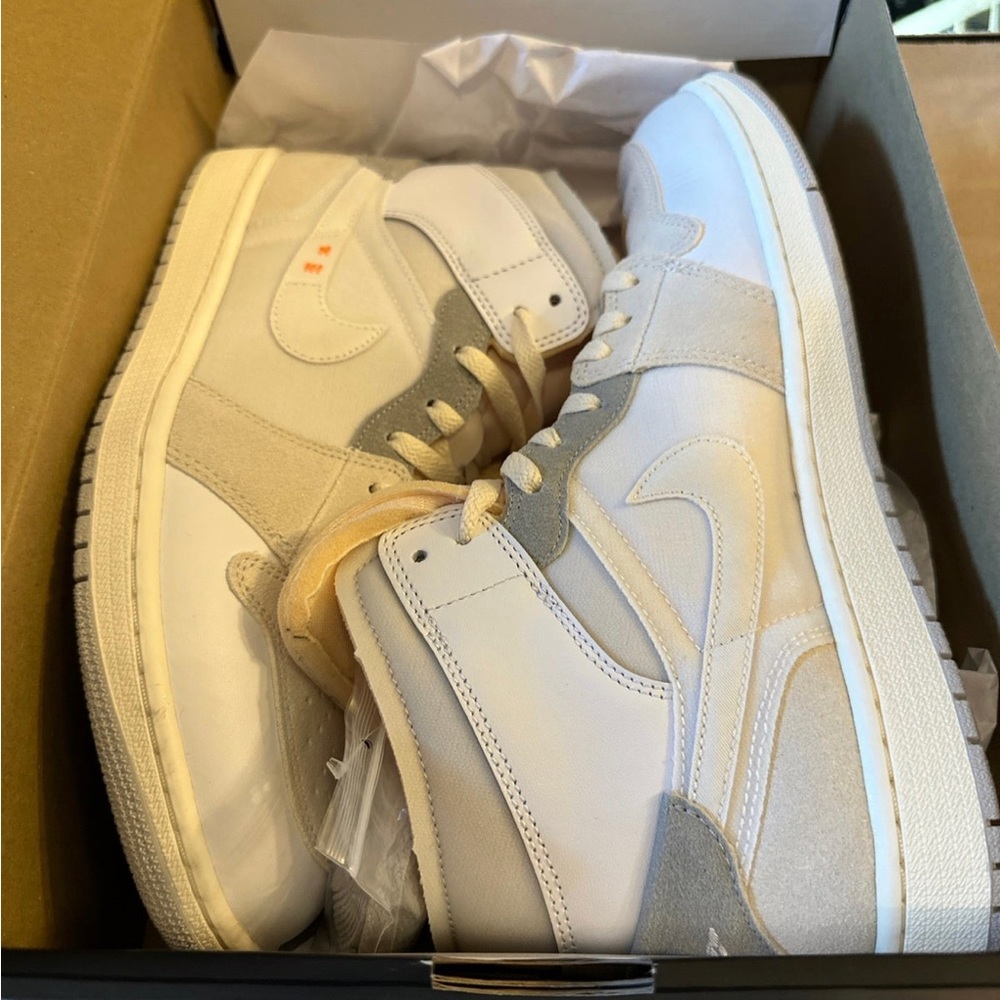 Jordan 1 Mid SE Craft 11